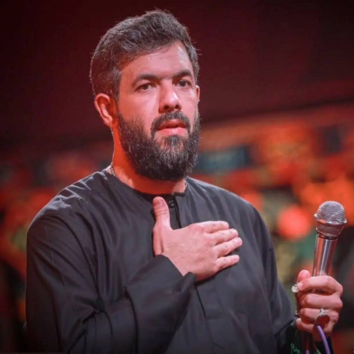 حسین ستوده